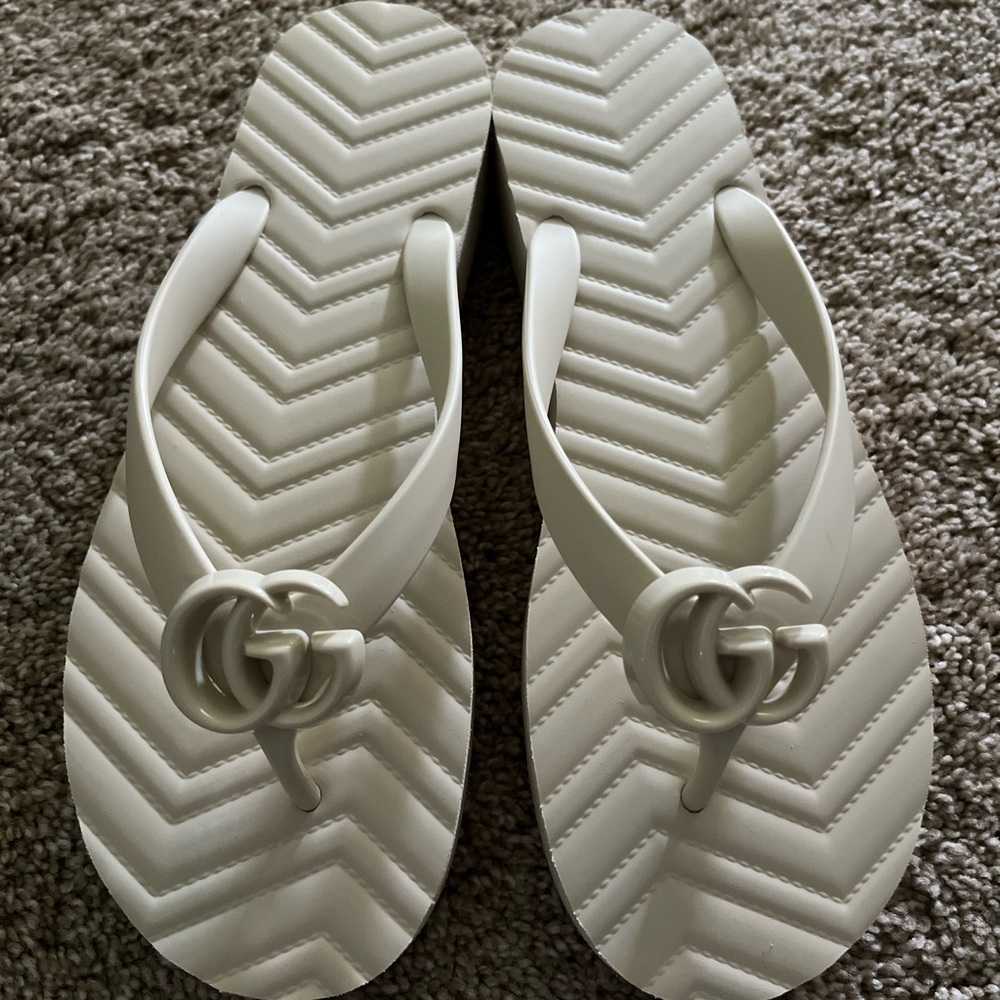 NIB Authentic Gucci Platform Flip Flops